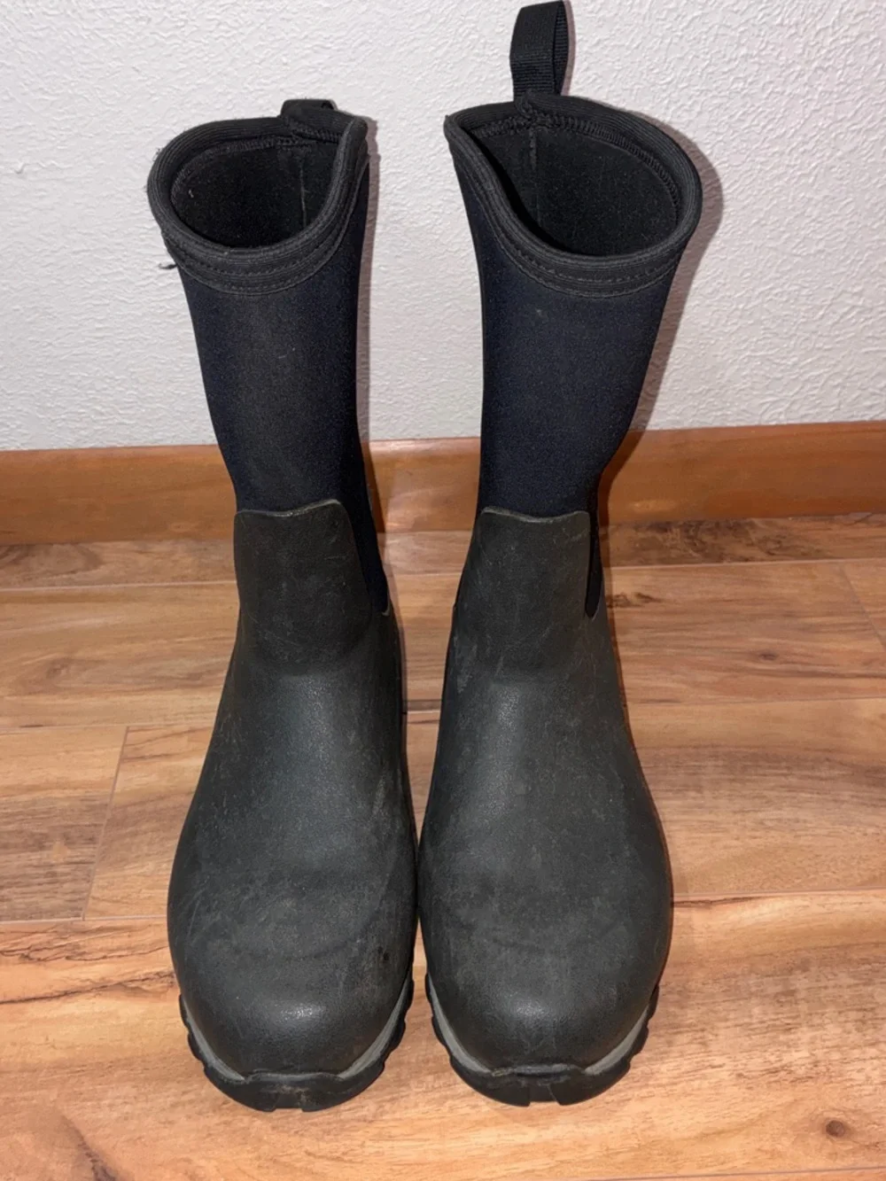 Muck Boot Rugged II Tall Waterproof  Boots - size kids 7, fits womens 8.5